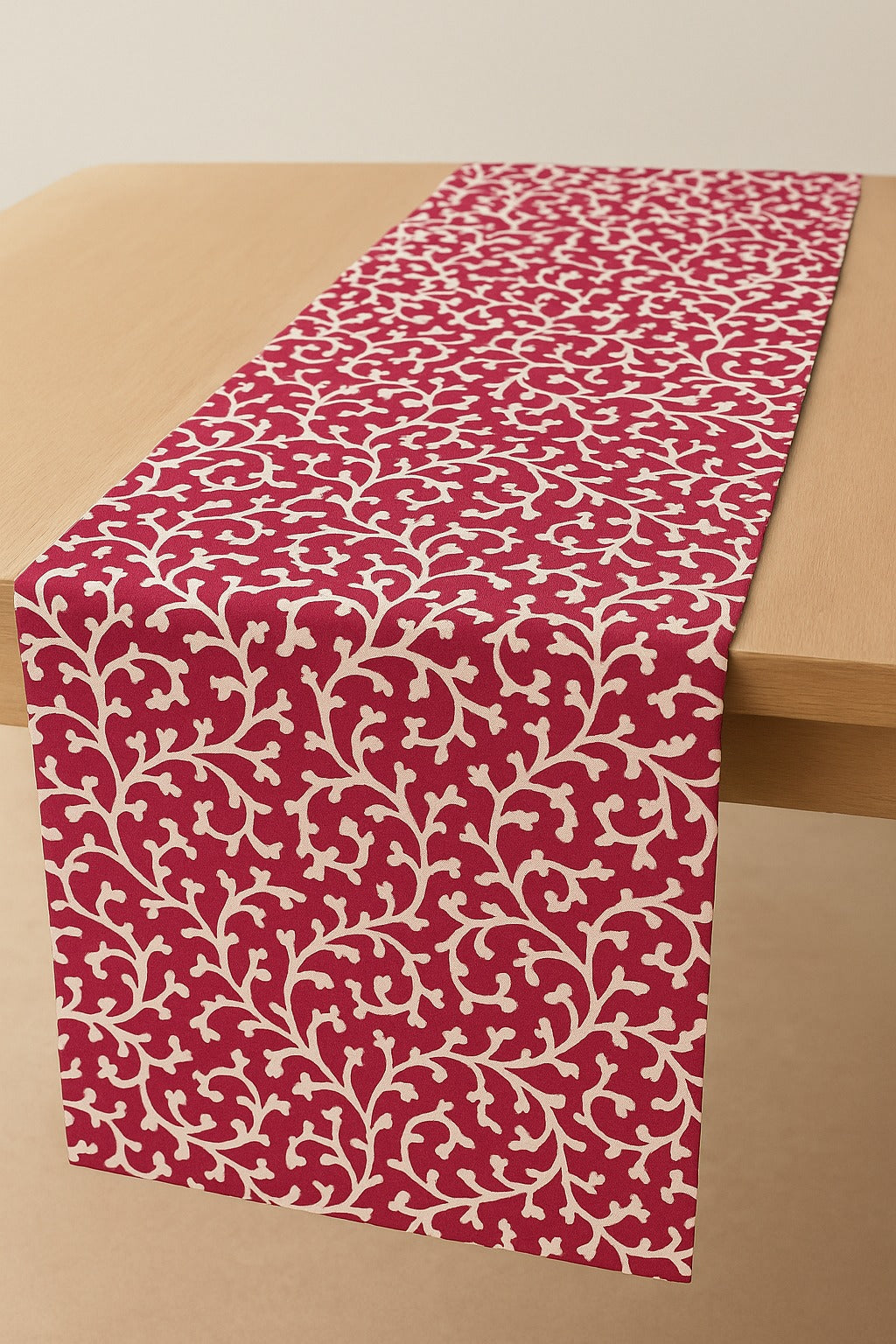 The Printed Cotton Table Runner — Red
